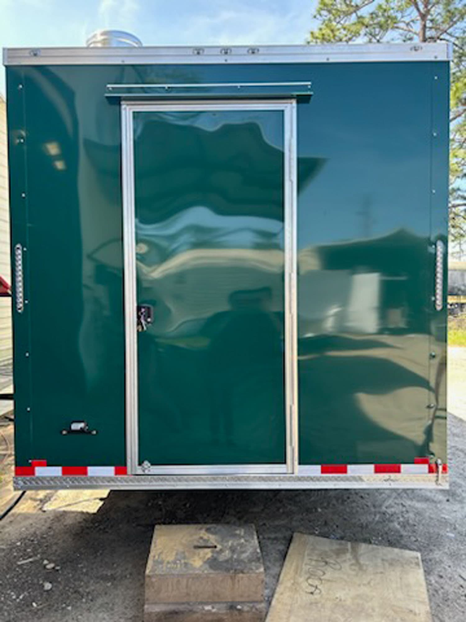 Completed Worldwide trailer build 65