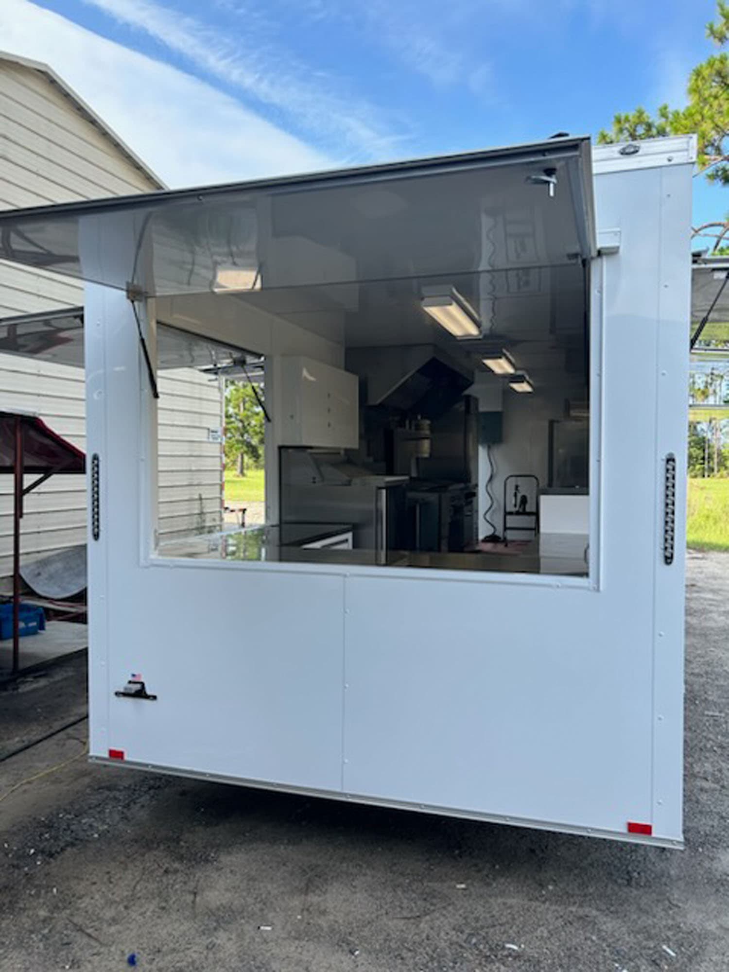 Completed Worldwide trailer build 94